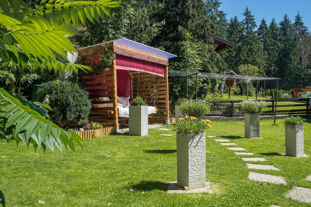 Gaestehaus Waldrand Garni Wiesing Exterior foto